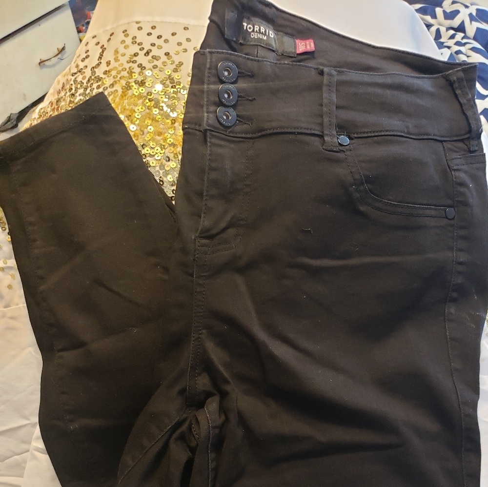 Torrid Jeans size 18 skinny